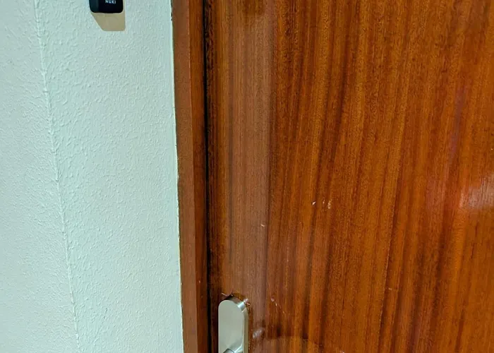 F2 Centre Gare Boulingrin - Possibilite De Parking *